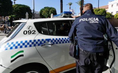 Desguace ilegal con vertidos e incendio incluido en Mérida