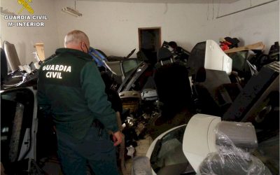 Desguace ilegal: la Guardia Civil desmantela uno en Elche