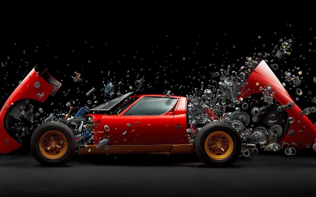 Oefner, el fotógrafo que desintegra coches deportivos