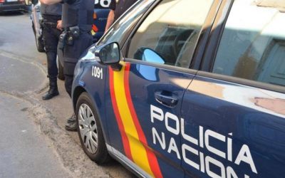 Se hacían pasar por empleados de un taller para llevarse piezas de coches sin pagar
