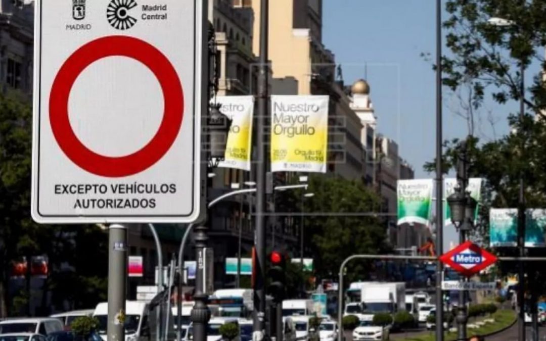 Vehículos con etiqueta B, excluidos de la señal de la DGT de zonas de bajas emisiones
