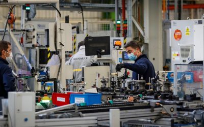 Los fabricantes buscan aprobar en sostenibilidad con vehículos reciclados o baterías de segunda mano