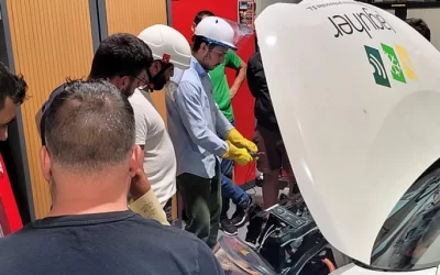 Canarias forma técnicos en vehículos híbridos y eléctricos