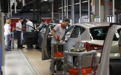Las amenazas de la Euro 7 de emisiones: coches más caros y cierre de fábricas