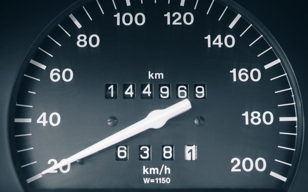 Un estudio desmiente el mito: los coches nuevos también pueden tener el cuentakilómetros alterado